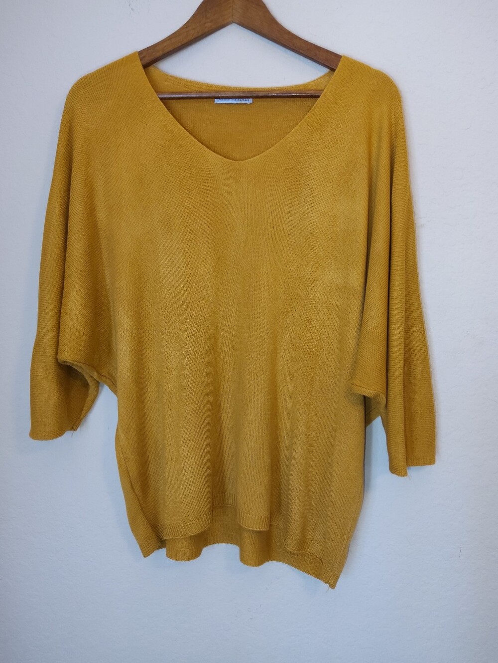 Made In Italy Sweater Unsized Womens Mustard Gold Lagenlook Minimalist Top
